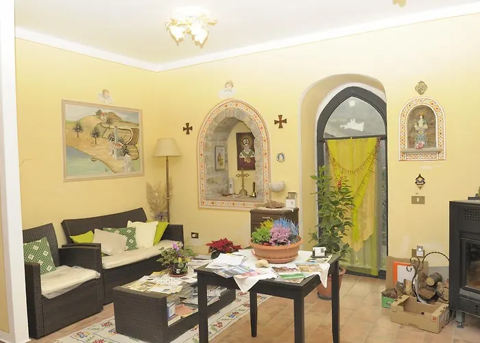 San Nicola לינה וארוחת בוקר Serramazzoni